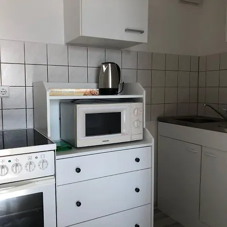 Enjoy Your With Dkn - Mon-sun - Late Night Check-in - Multilanguage - Near Railway Station - Witamy Serdecznie Apartment