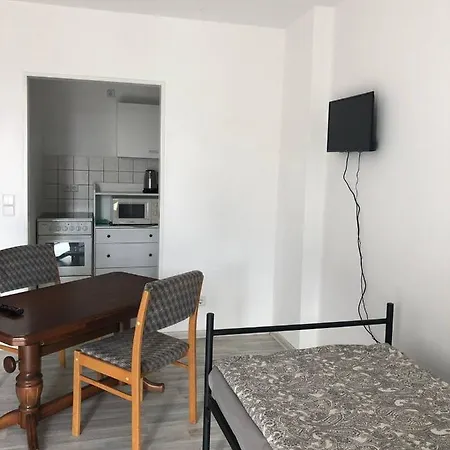 Apartman Enjoy Your With Dkn - Mon-sun - Late Night Check-in - Multilanguage - Near Railway Station - Witamy Serdecznie *