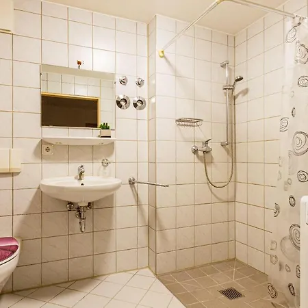 Enjoy Your With Dkn - Mon-sun - Late Night Check-in - Multilanguage - Near Railway Station - Witamy Serdecznie Chemnitz